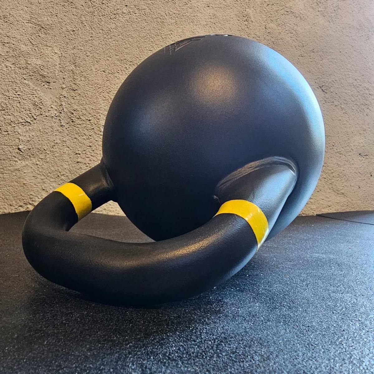 Odin Competition Black Kettlebell 16kg, billede 9 hos ActiveNordic