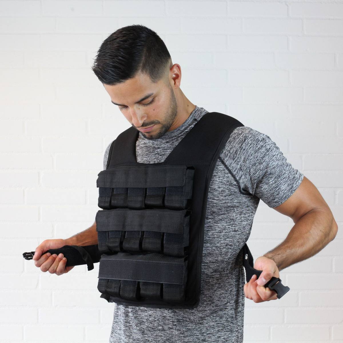 Odin Pakketilbud Justerbar Vægtvest 30kg + Justerbare Ankelvægte 0 - 3kg, billede 15 hos ActiveNordic