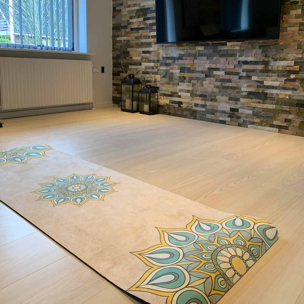 Odin Bohemian Desert Rose Yogamåtte 0,8cm – Yogamåtter & Tilbehør, billede 4 hos ActiveNordic
