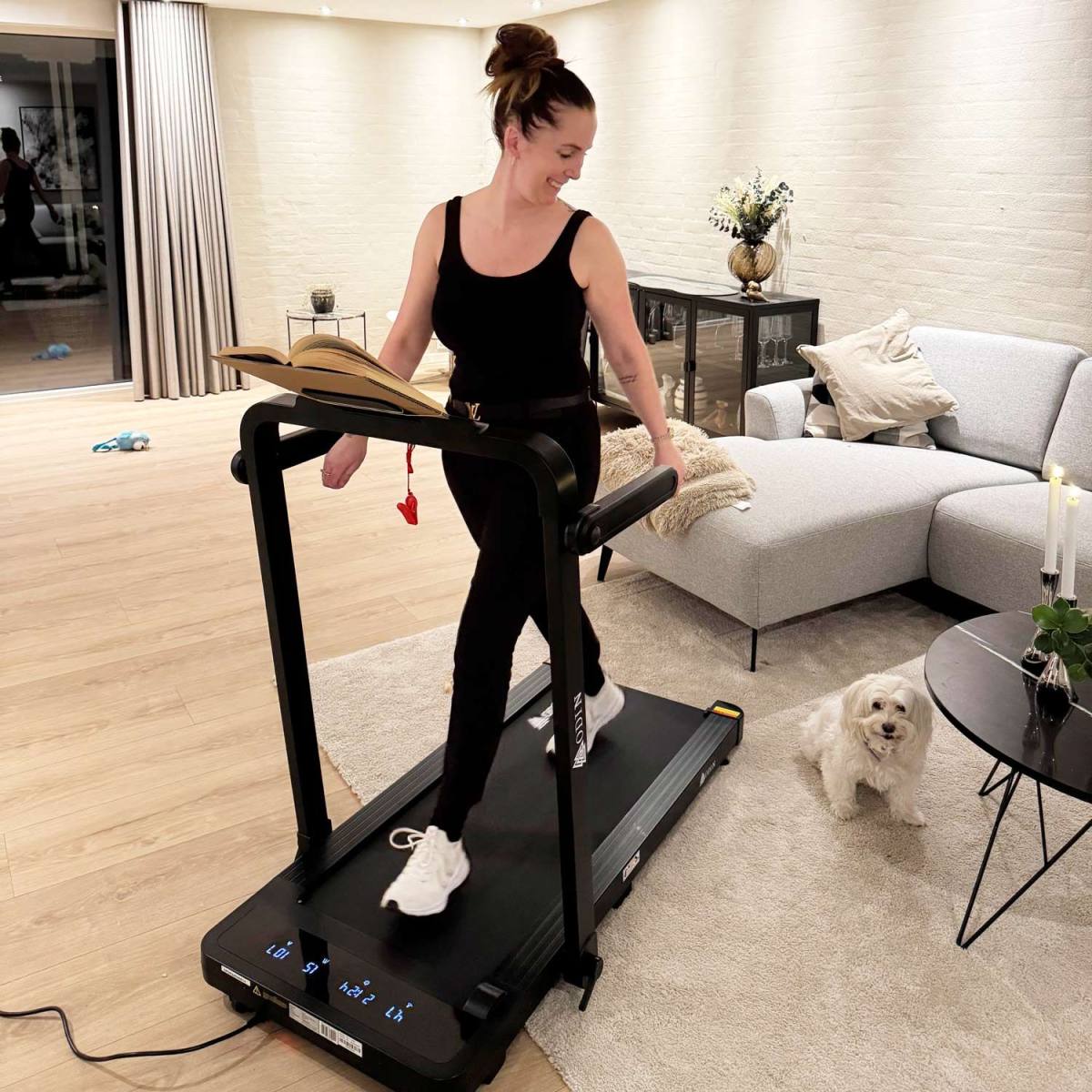 Odin T600 v2 Gåbånd/Løbebånd (2027 model), billede 8 hos ActiveNordic