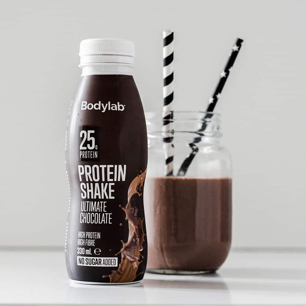 BodyLab Protein Shake - Ultimate Chocolate Milkshake (1x330 ml) – Protein & shakes, billede 2 hos ActiveNordic