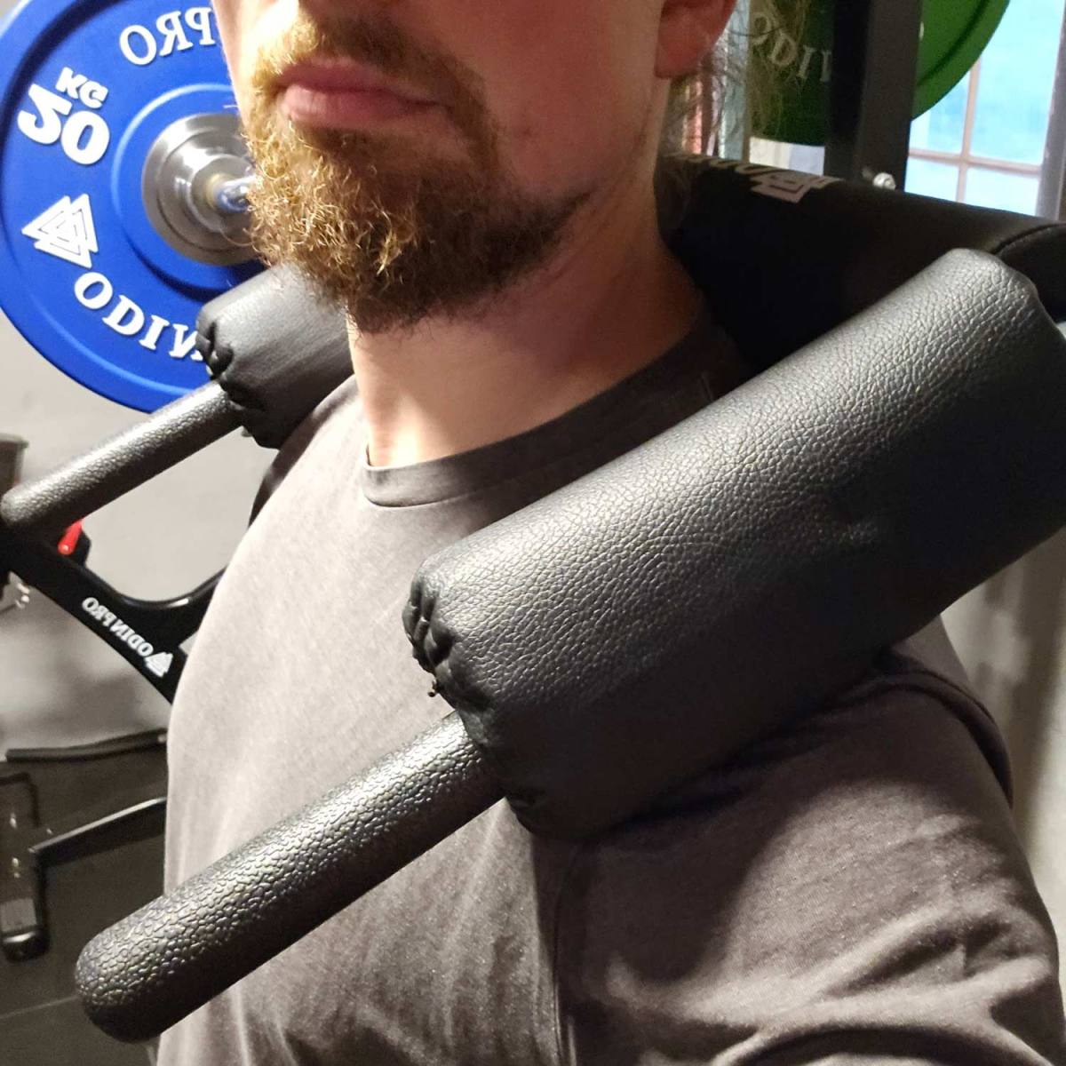 Odin Safety Squat Bar Vægtstang, 220 cm, 22kg, 50mm, billede 2 hos ActiveNordic