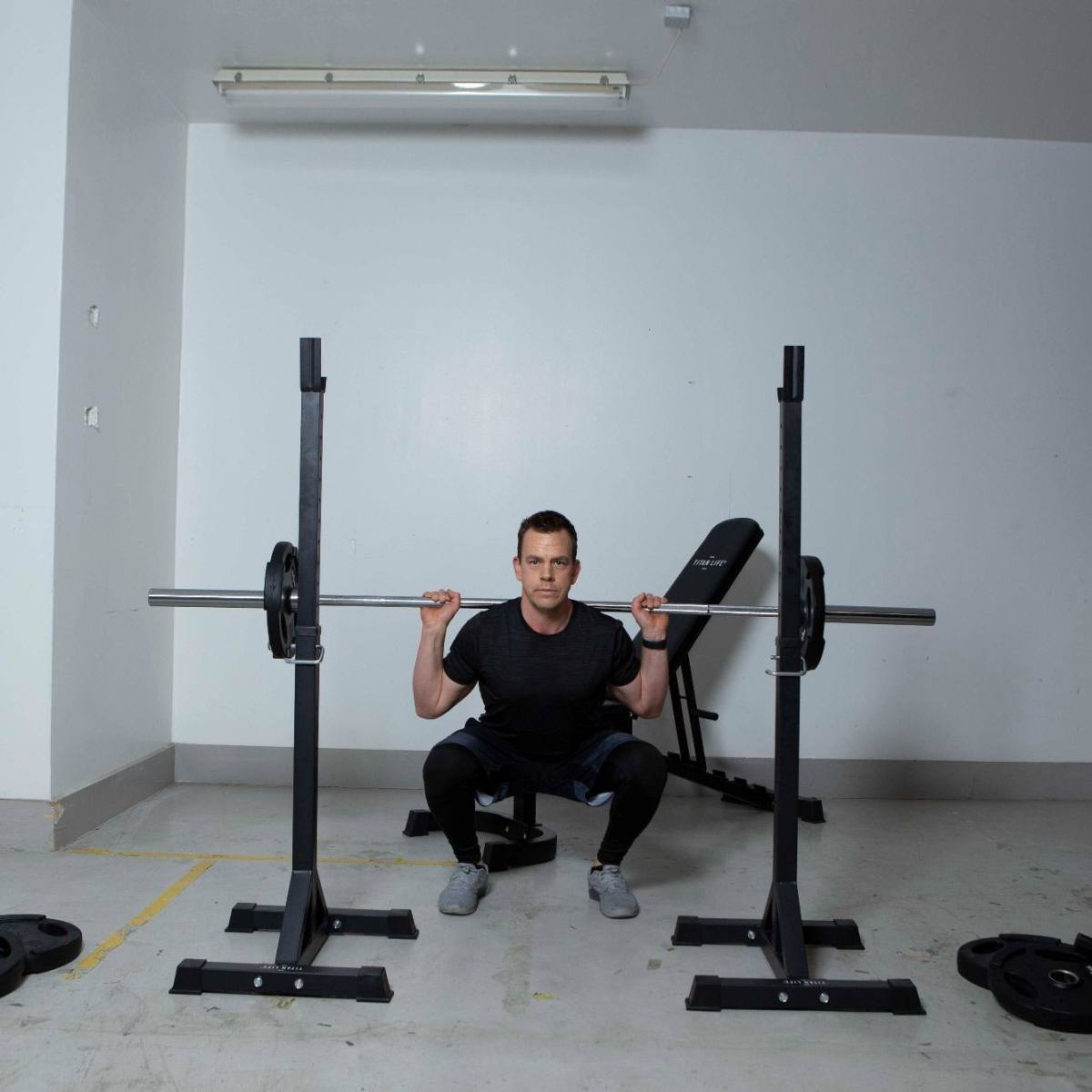 TITAN LIFE WEIGHT SET 100KG GARAGE GYM – Træningsbænk, billede 6 hos ActiveNordic