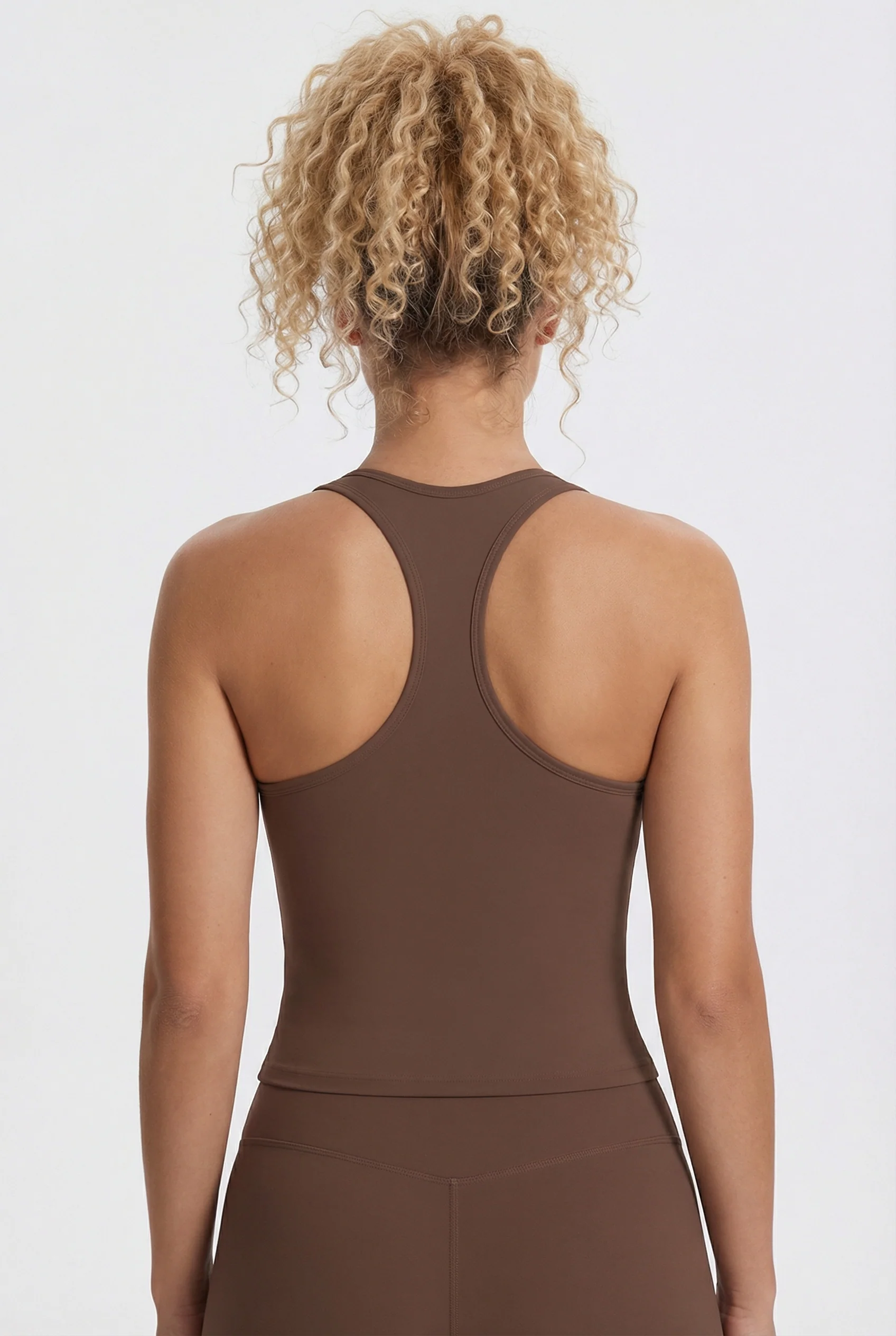 Lea Sports Top - Brun, billede 2 hos ActiveNordic