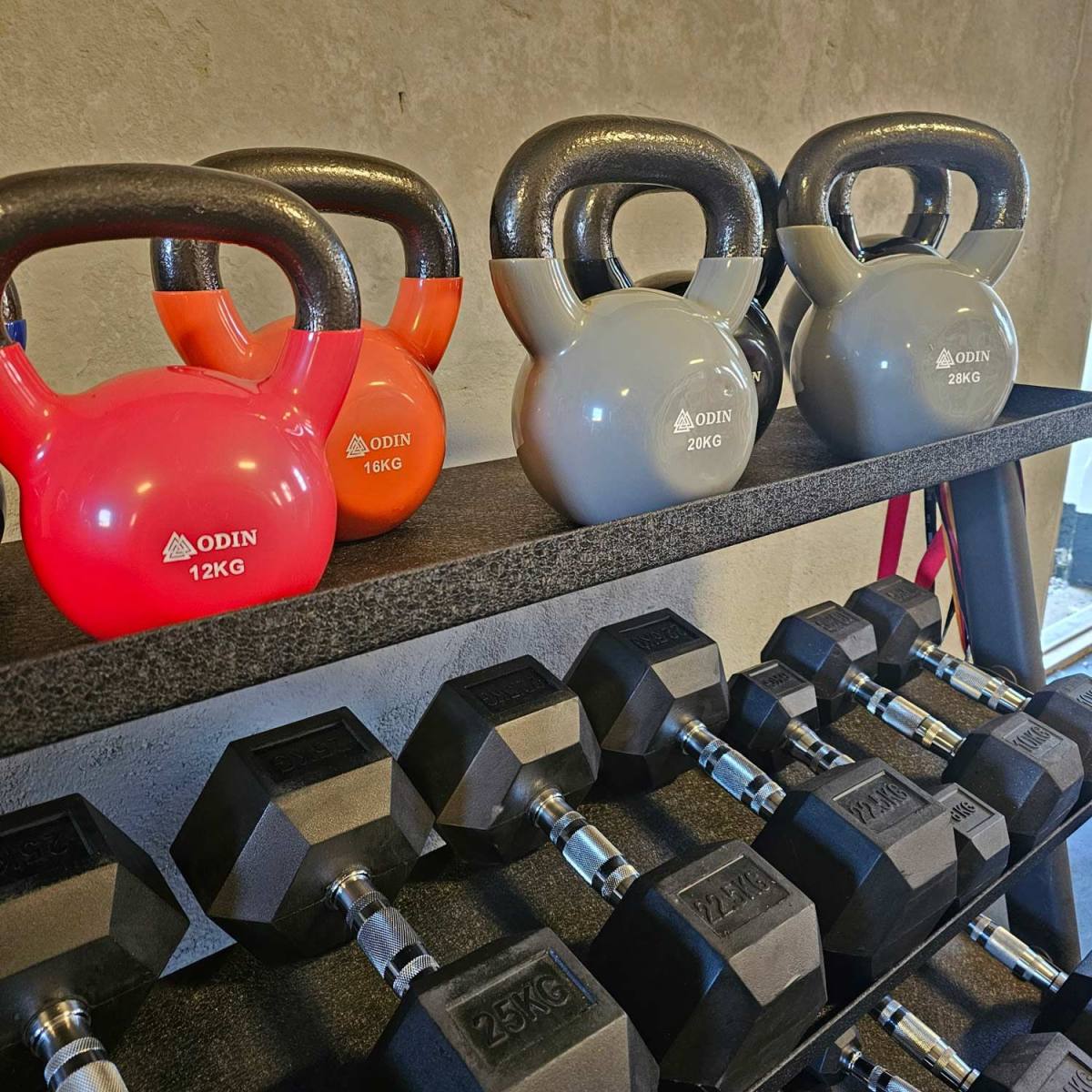 Odin Vinyl/Jern Kettlebell 10kg, billede 4 hos ActiveNordic
