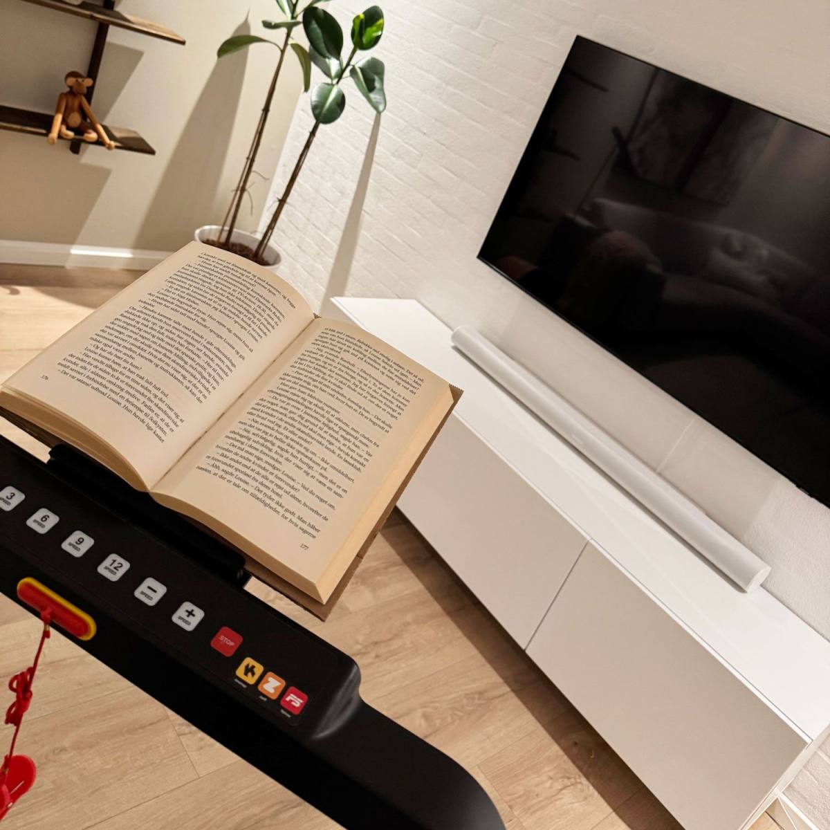 Odin T600 v2 Gåbånd/Løbebånd (2027 model), billede 9 hos ActiveNordic
