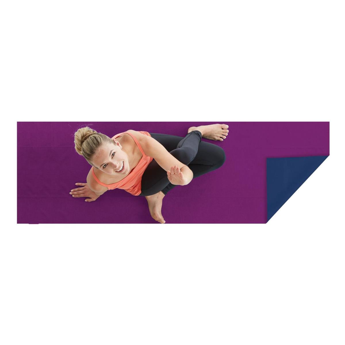 Gaiam No-Slip Yoga Håndklæde Grape/Blue – Yogamåtter & Tilbehør, billede 3 hos ActiveNordic