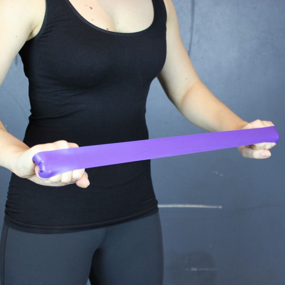 Odin Træningselastik Fitness Elastik Level 2 Lilla Medium, billede 3 hos ActiveNordic