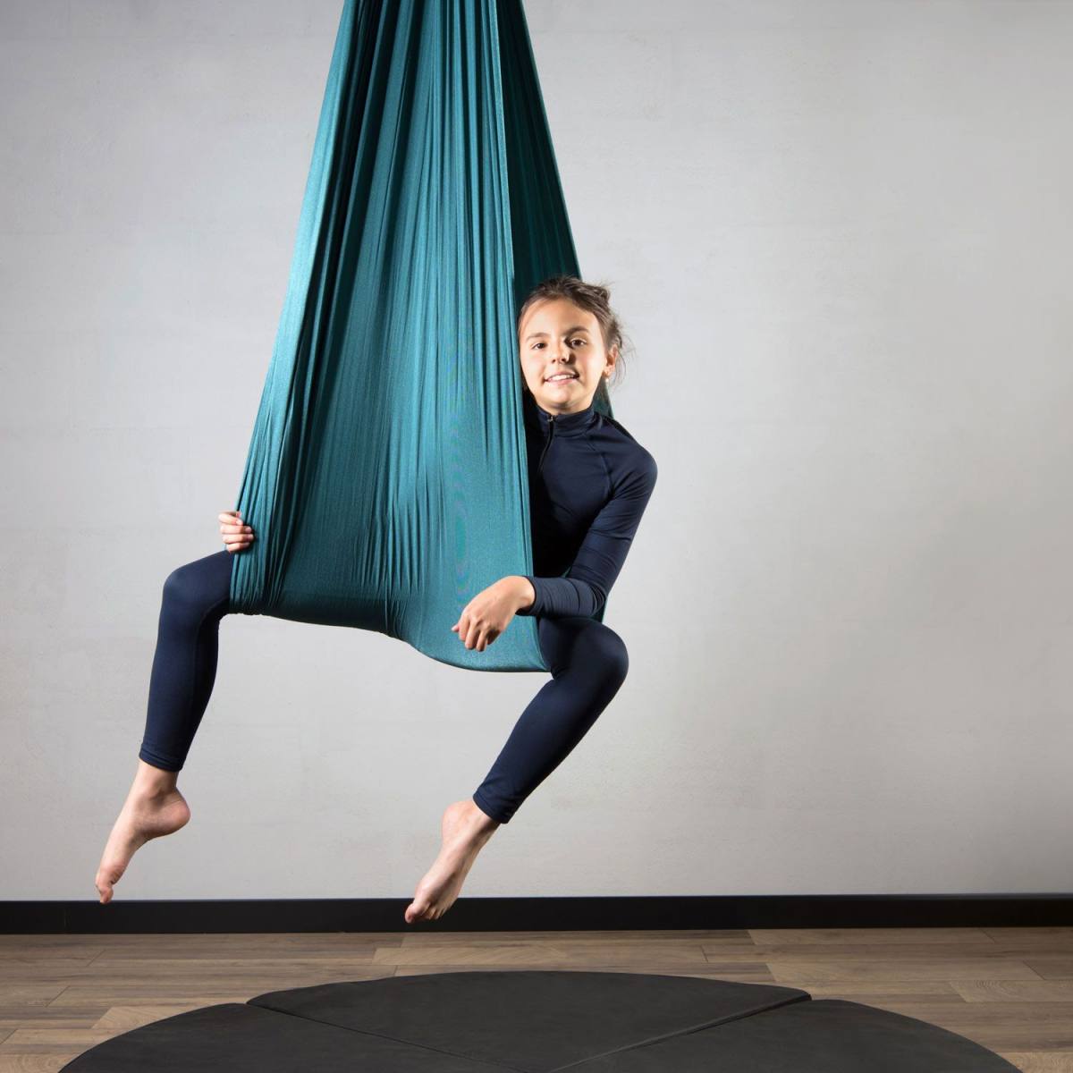 Tiguar Aerial Yoga Måtte Ø150 x 10cm, billede 3 hos ActiveNordic